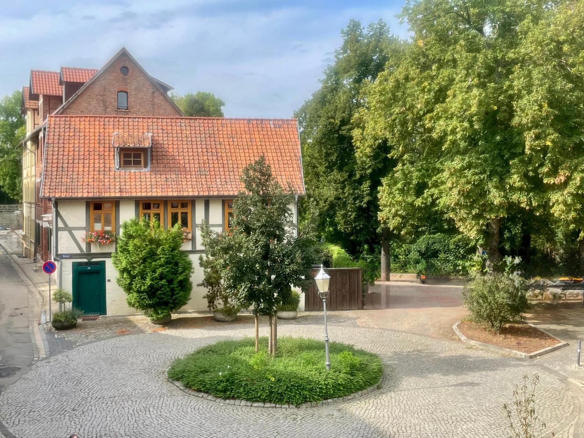 Ferienwohnung Am Quedlinburger Stadtbad Esterno foto